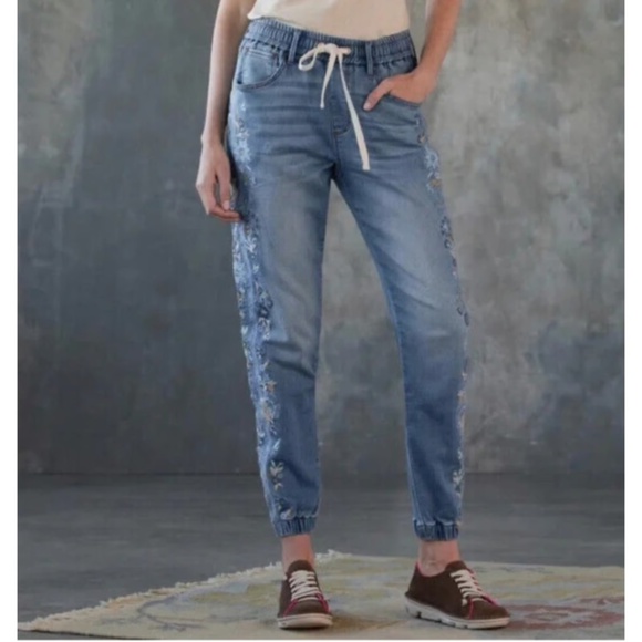 Driftwood River Bloom Joggers Floral Embroidery Boho Size Large Gently Used - Picture 2 of 7